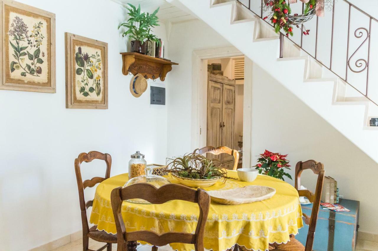 Navolte Trulli E Quiete Con Piscina Βίλα Locorotondo Εξωτερικό φωτογραφία